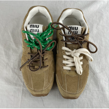 New Balance x Miu Mi...