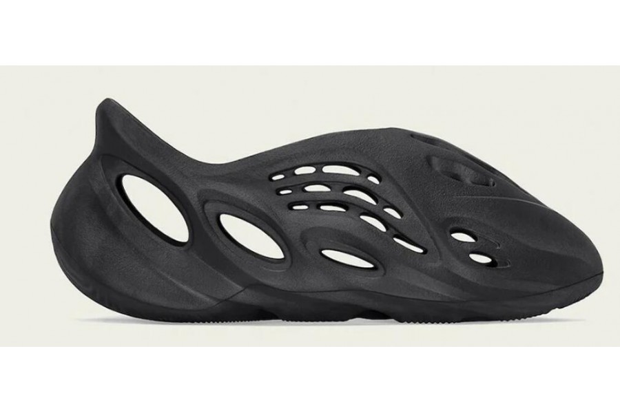 adidas Yeezy Foam Runner "Onyx" HP8739