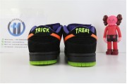 Nike SB Dunk Halloween