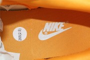 Nike Dunk Low "Kumquat"