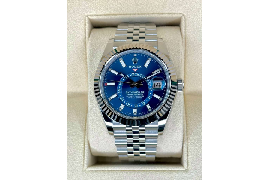 Watch Rolex Sky Dweller SkyDweller 42 mm 
