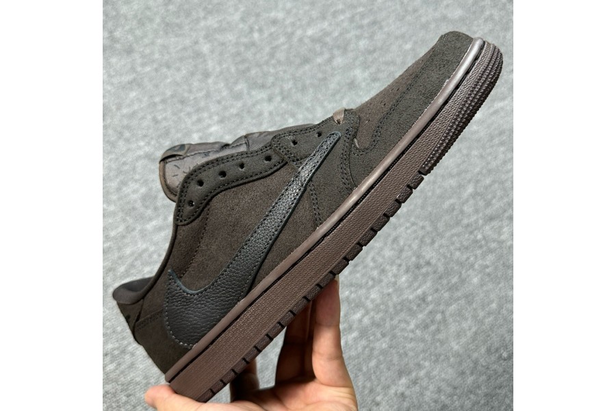 Travis Scott x Air Jordan 1 Low OG