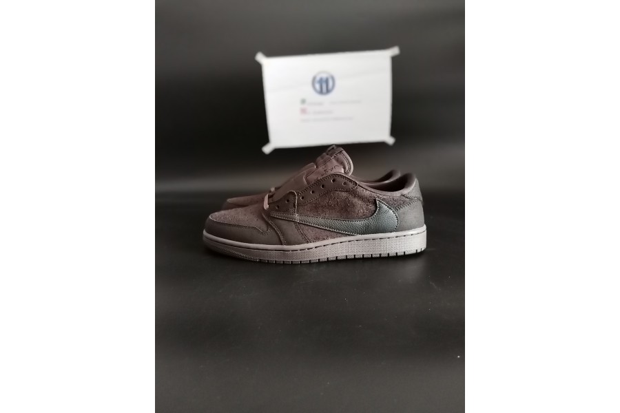 Travis Scott x Air Jordan 1 Low OG