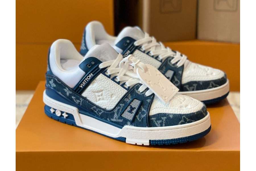 Louis Vuitton Authenticated LV  Low Trainers Blue