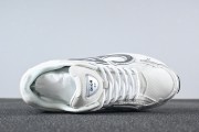 Dior B30 'White Grey'