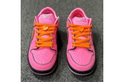 The Powerpuff Girls × Nike Dunk SB Low Red