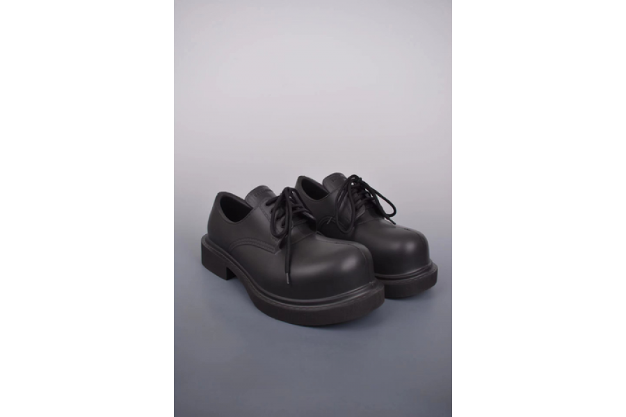 Balenciaga steroid derby
