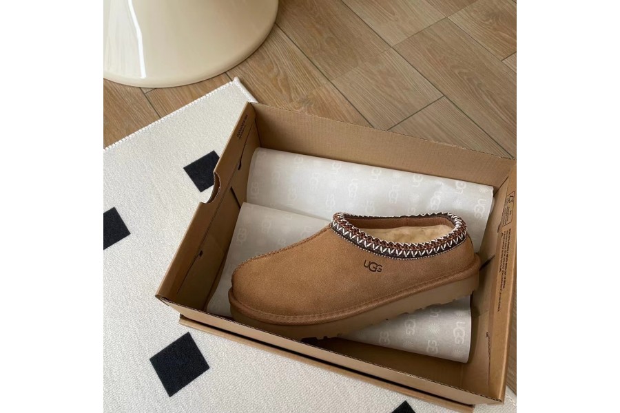 UGG Women's Tasman Slipper, Chestnut