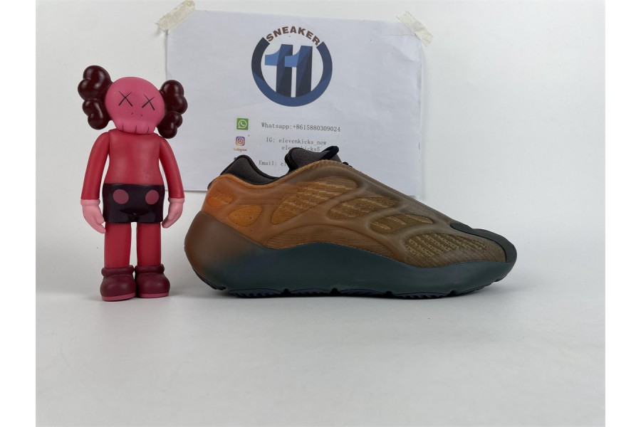 adidas Yeezy 700 V3 Copper Fade - GY4109