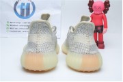 Adidas Yeezy Boost 350 V2 Lundmark 9161