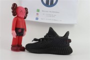 Yeezy  Boost 350V2  Infants FU 9011