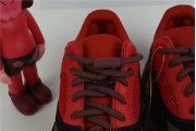 adidas Yeezy Boost 700 Hi-Res Red HQ6979