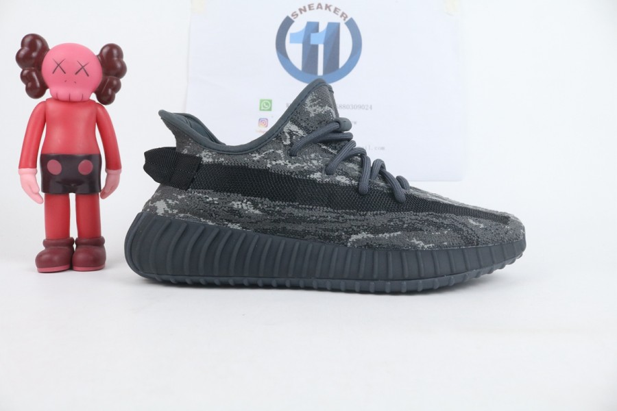 adidas Yeezy Boost 350 V2 Dark Salt ID4811
