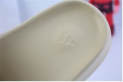 Yeezy Slide Desert Sand FW6344