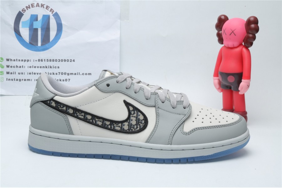 Jordan 1 Retro Low Dior