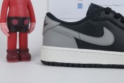 Air Jordan 1 low shadow