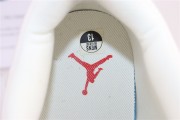 Jordan 4 Retro Levi's White