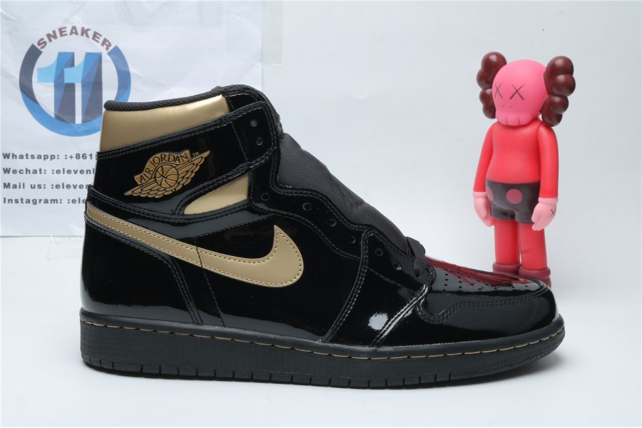 Jordan 1 Retro Black Metallic Gold (2013)