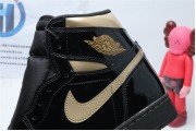 Jordan 1 Retro Black Metallic Gold (2013)
