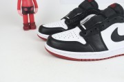 Air Jordan 1 Low OG "Black Toe" CZ0790-106