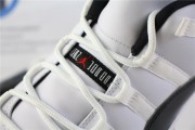 Jordan 11 Retro Low Concord Bred
