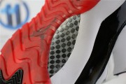 Jordan 11 Retro Low Concord Bred