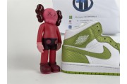 Jordan 1 Mid Green Python