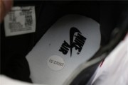 Jordan 1 Retro High OG Satin Black Toe
