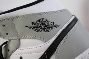 Jordan 1 Mid Light Smoke Grey