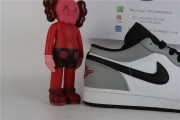 Jordan 1 Smoke