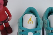 Jordan 1 Low SE New Emerald