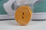 Jordan 1 Low SE New Emerald