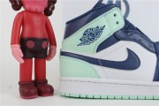 Jordan 1 Mid Mystic Navy Mint Foam