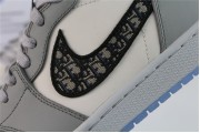 Air Jordan 1 Retro High Dior (Special Box)