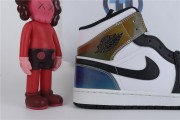 Jordan 1 Mid SE Heat Reactive