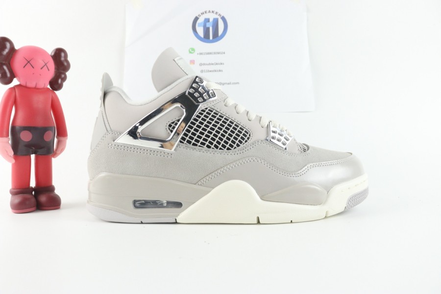 Air Jordan 4 Frozen Moments AQ9129-001