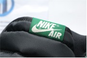 Air Jordan 1 Retro High Pine Green Black