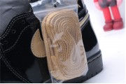 Jordan 1 Retro High Black Metallic Gold (2020)