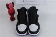 Jordan 1 Mid SE Union Royal
