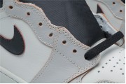 Jordan 1 Retro High OG Defiant SB Light Bone