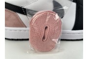 Jordan 1 Low OG Bleached Coral