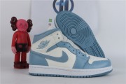Jordan 1 Mid UNC