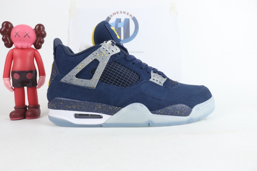 Jordan 4 Retro PE Michigan for Sale