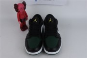 Jordan 1 Low Green Toe