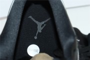 Jordan 1 Low SE Black Metallic Silver