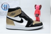 Air Jordan 1 Retro High gold toe
