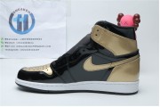 Air Jordan 1 Retro High gold toe