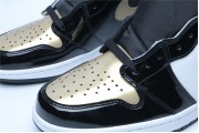 Air Jordan 1 Retro High gold toe