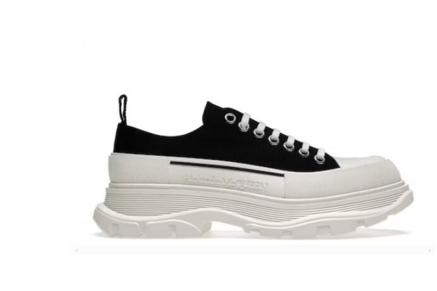 Alexander McQueen Tread Slick Low Lace Up Black White FW21