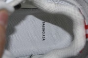 BALENCIAGA 3xl Sneaker In Eggshell